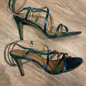 Brand new Banana Republic strappy heels